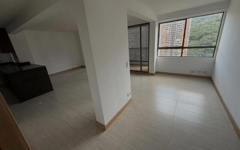 Apartamento en Medellín en Loma de Los Bernal