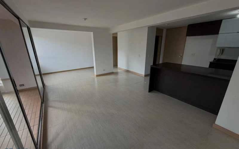 Apartamento en Medellín en Loma de Los Bernal