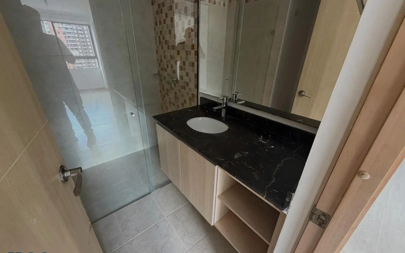 Apartamento en Medellín en Loma de Los Bernal