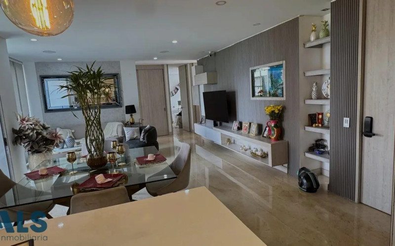 Apartamento en Medellín en Lalinde