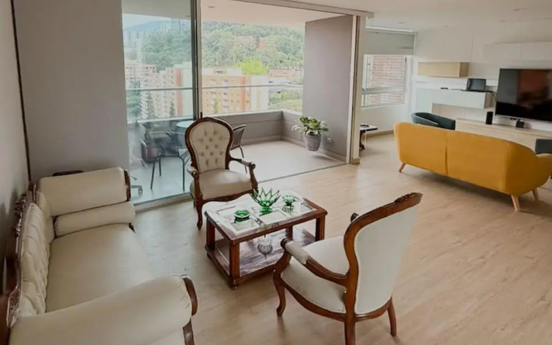 Apartamento en Medellín en Castropol
