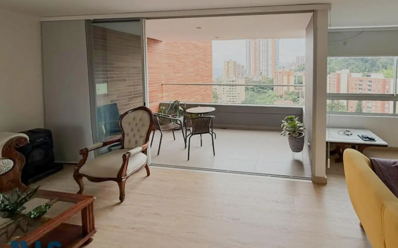 Apartamento en Medellín en Castropol