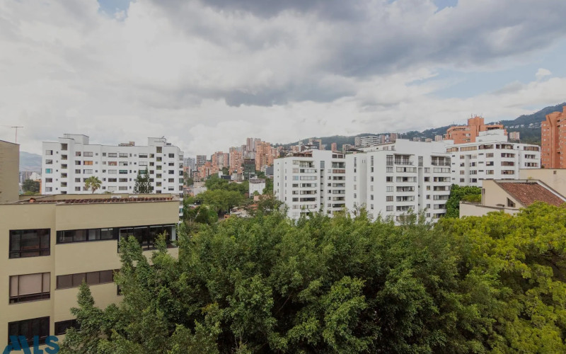 Apartamento en Medellín en La Tomatera