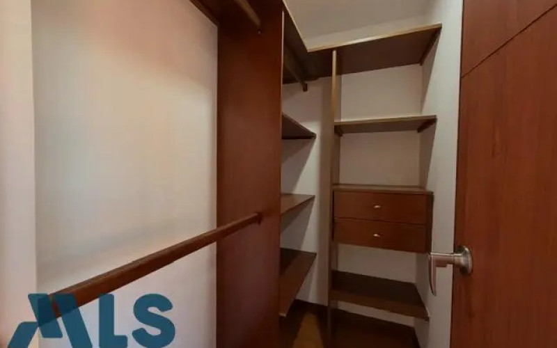 Apartamento en Medellín en El Campestre