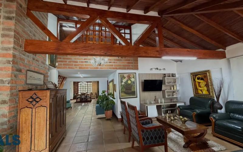 Casa en Rionegro en V. Cuchillas de San José