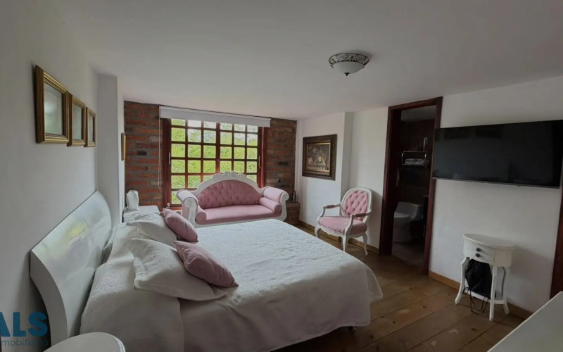 Casa en Rionegro en V. Cuchillas de San José