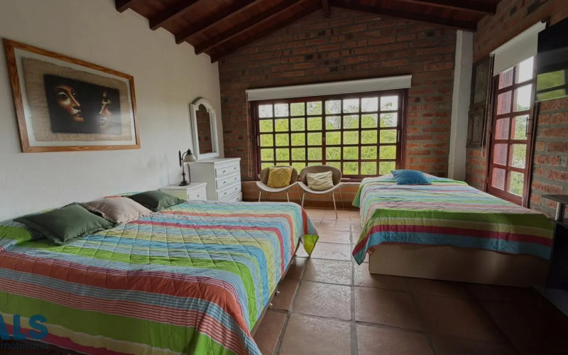 Casa en Rionegro en V. Cuchillas de San José