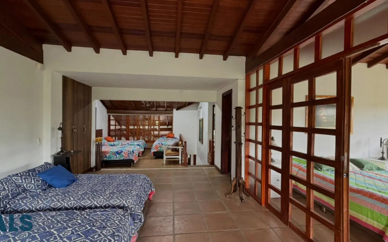 Casa en Rionegro en V. Cuchillas de San José