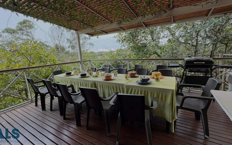Casa en Rionegro en V. Cuchillas de San José