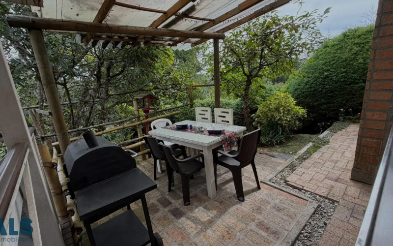 Casa en Rionegro en V. Cuchillas de San José