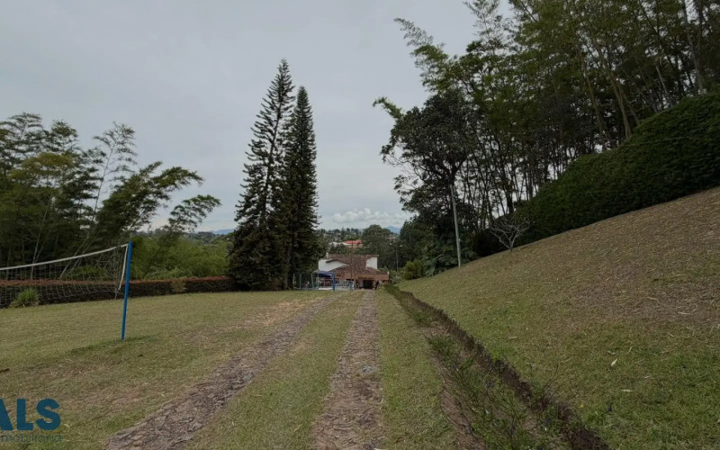 Casa en Rionegro en V. Cuchillas de San José