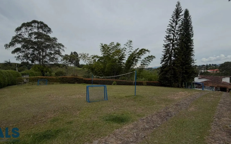 Casa en Rionegro en V. Cuchillas de San José