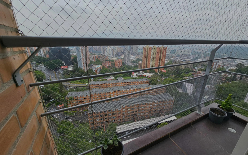 Apartamento en Medellín en Loma del Indio