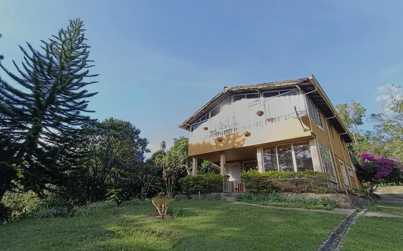 Casa en Guarne en V. Montañes