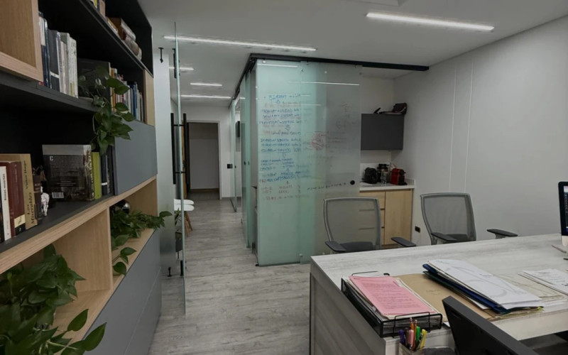 Oficina en Medellín en El Poblado