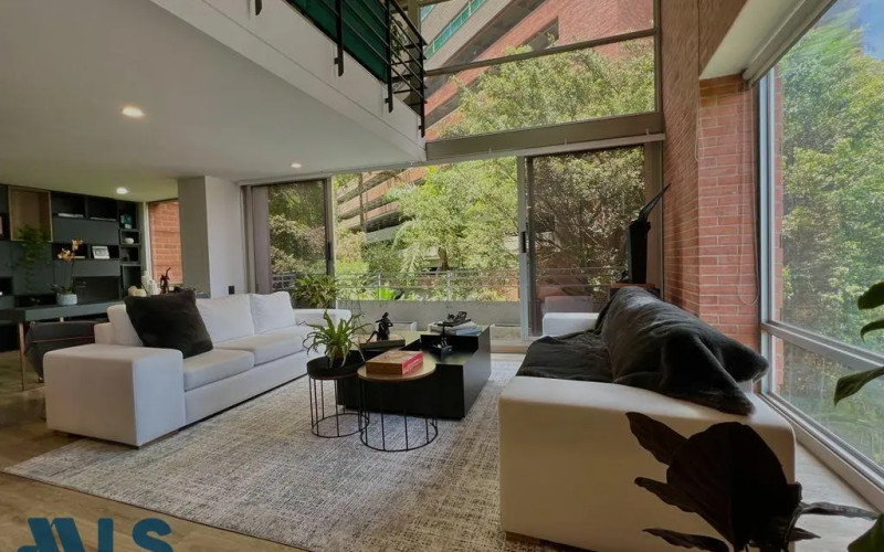 Apartamento en Medellín en El Tesoro