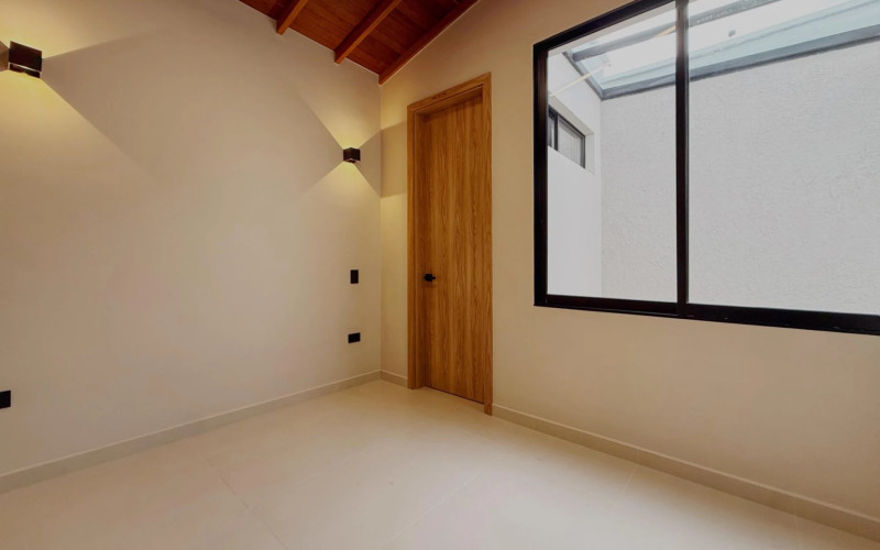 Casa en La Ceja en Del Valles