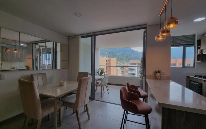 Apartamento en Envigado en Loma de los Mesa