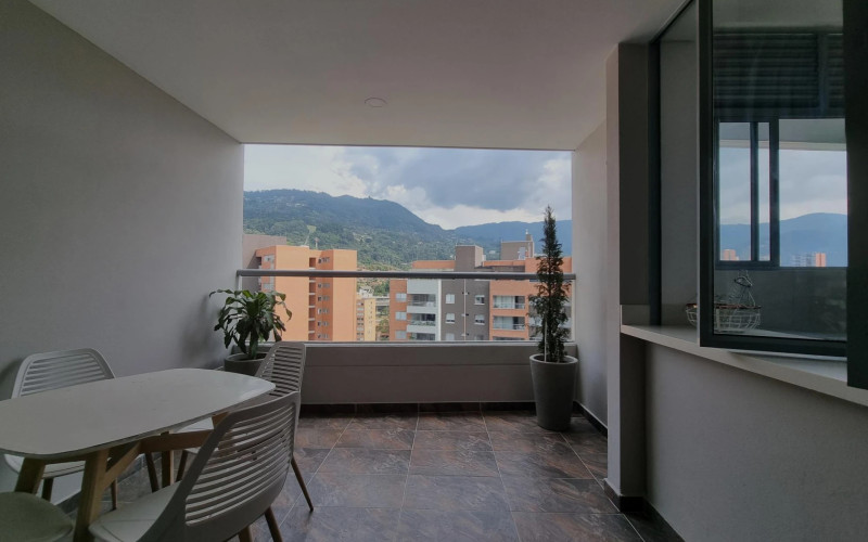 Apartamento en Envigado en Loma de los Mesa