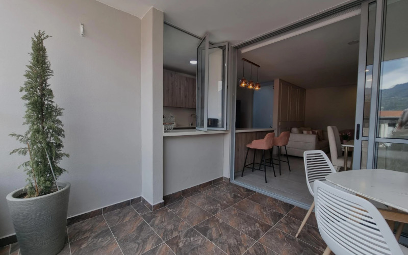 Apartamento en Envigado en Loma de los Mesa