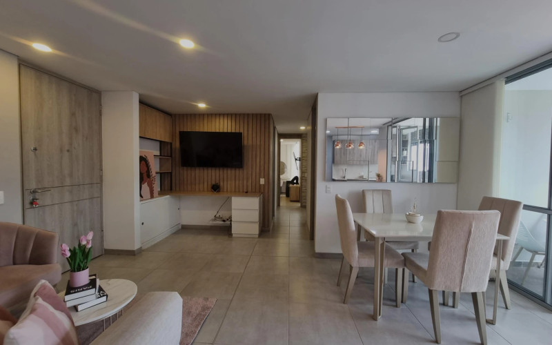 Apartamento en Envigado en Loma de los Mesa