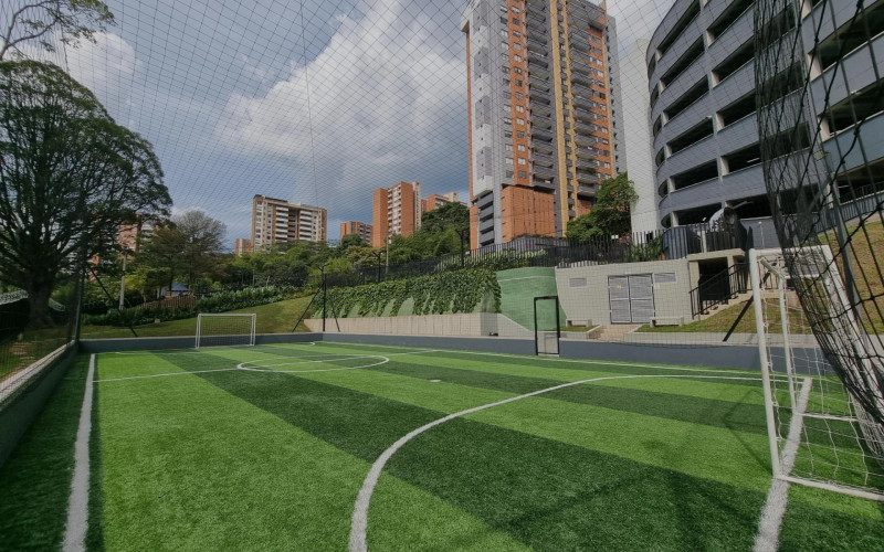 Apartamento en Envigado en Loma de los Mesa