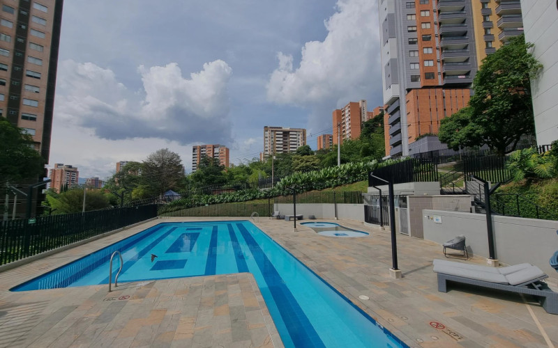 Apartamento en Envigado en Loma de los Mesa