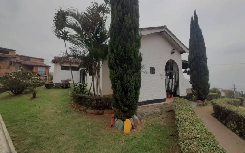 Casa en Medellín en Robledo