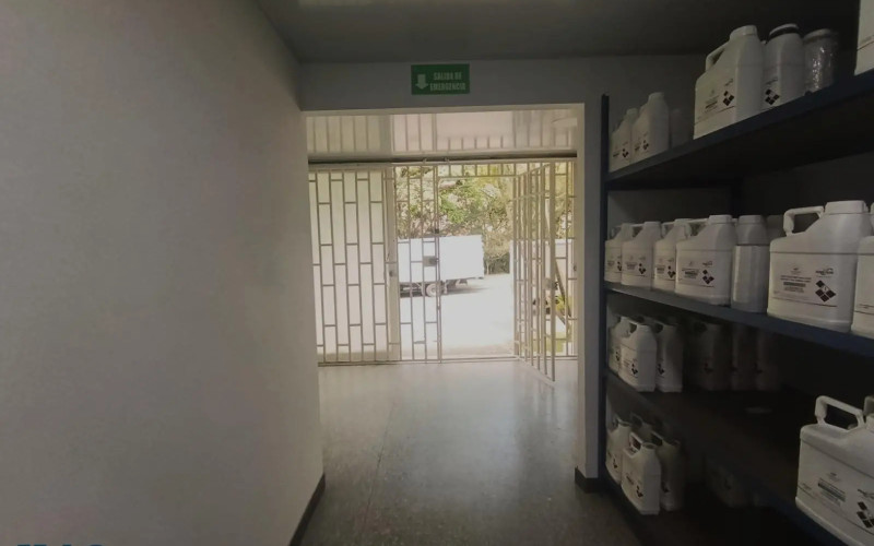 Local Comercial en Sabaneta en Prados de Sabaneta