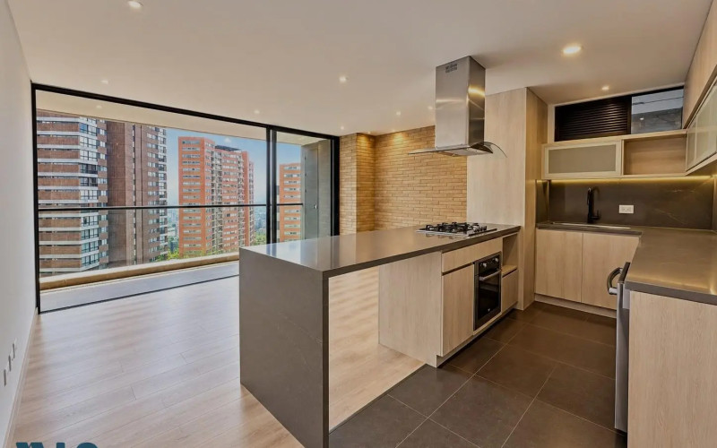 Apartamento en Medellín en Altos del Poblado