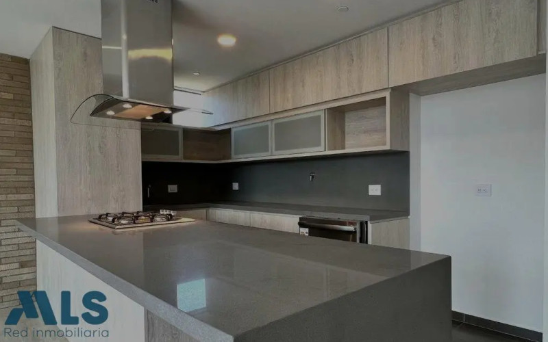 Apartamento en Medellín en Altos del Poblado