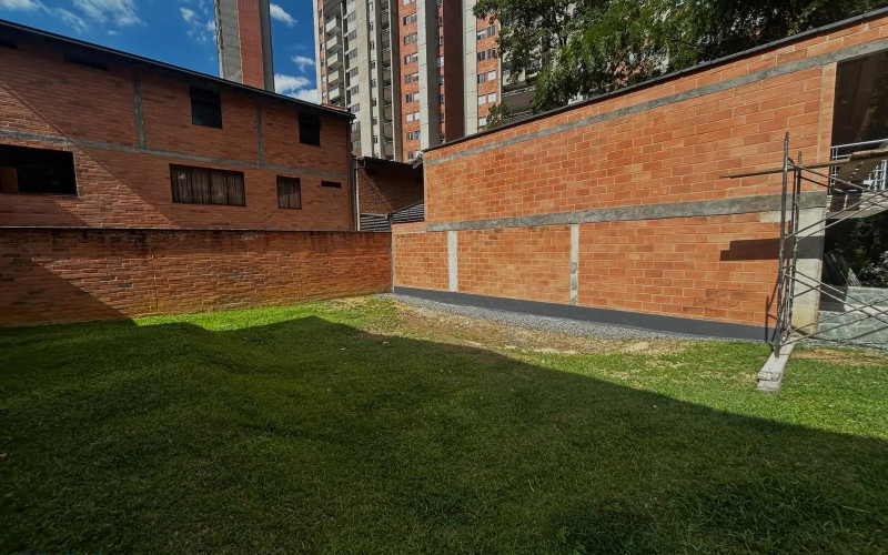 Lote Residencial en Sabaneta en Loma de San Remo