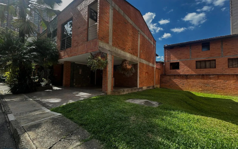 Lote Residencial en Sabaneta en Loma de San Remo