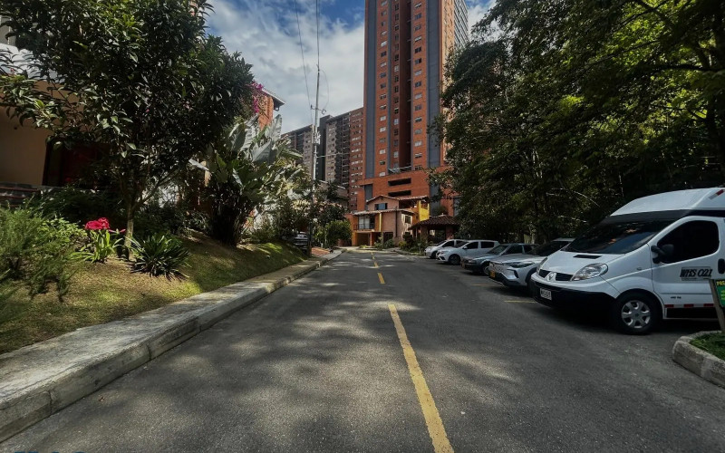 Lote Residencial en Sabaneta en Loma de San Remo