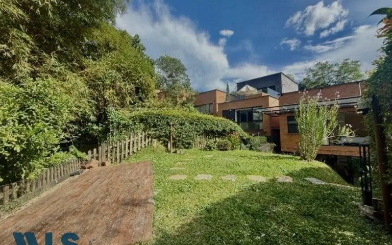 Casa en Envigado en El Esmeraldal