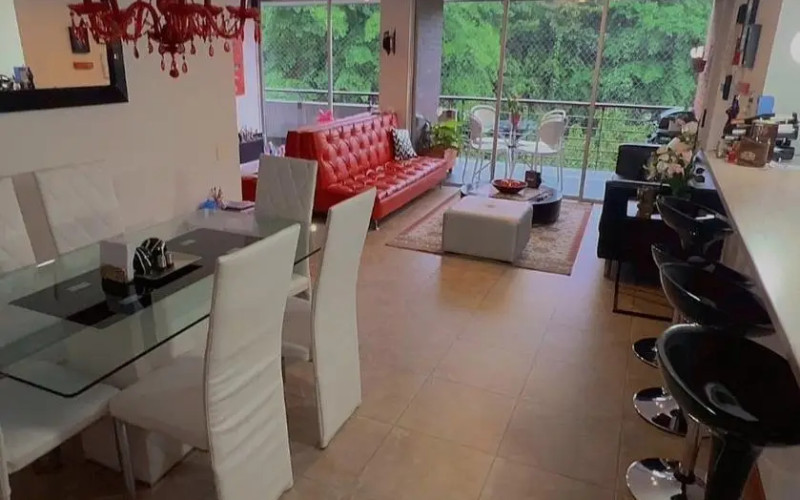 Apartamento en Medellín en El Tesoro