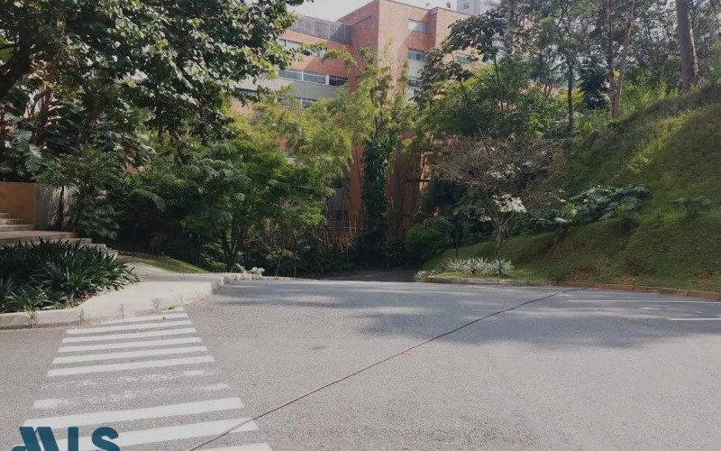 Apartamento en Medellín en El Tesoro