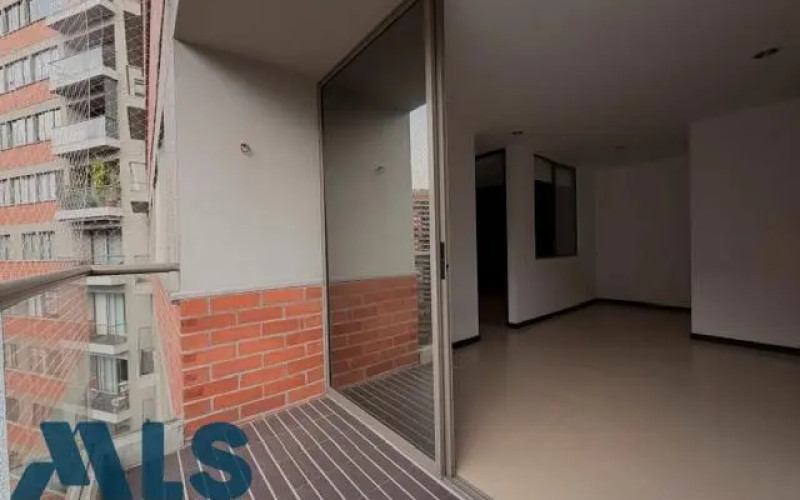 Apartamento en Medellín en Altos del Poblado
