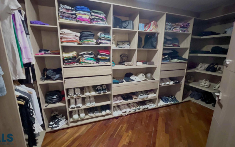 Casa en Envigado en Alto de las Palmas