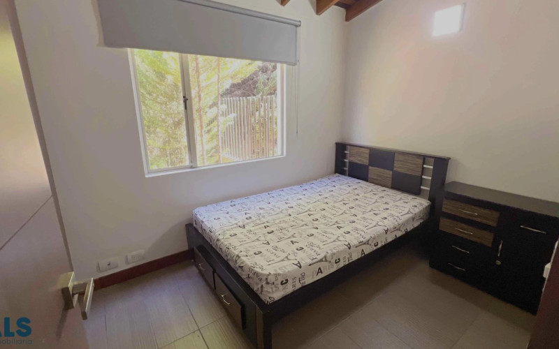 Casa en Envigado en Alto de las Palmas