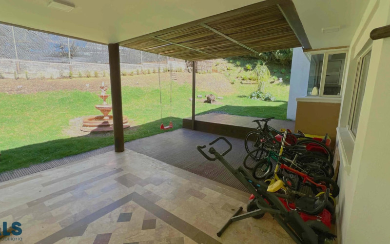 Casa en Envigado en Alto de las Palmas