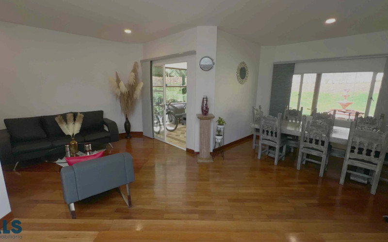 Casa en Envigado en Alto de las Palmas