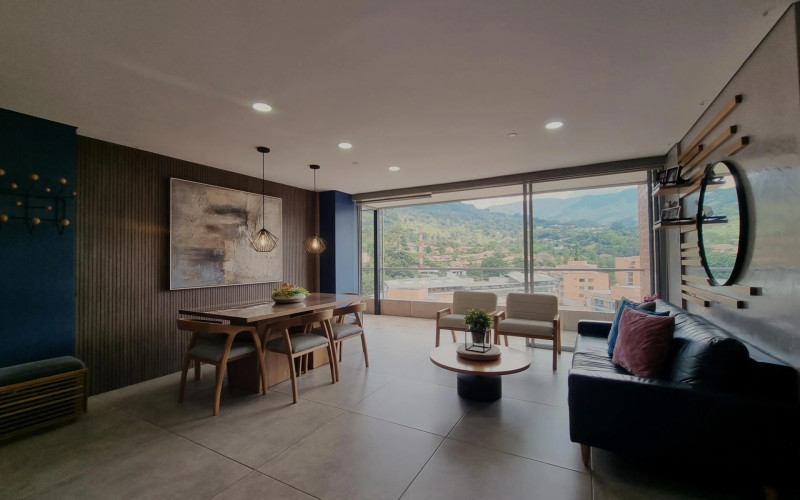 Apartamento en Envigado en Loma de los Mesa