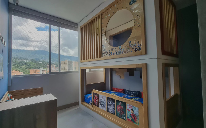 Apartamento en Envigado en Loma de los Mesa