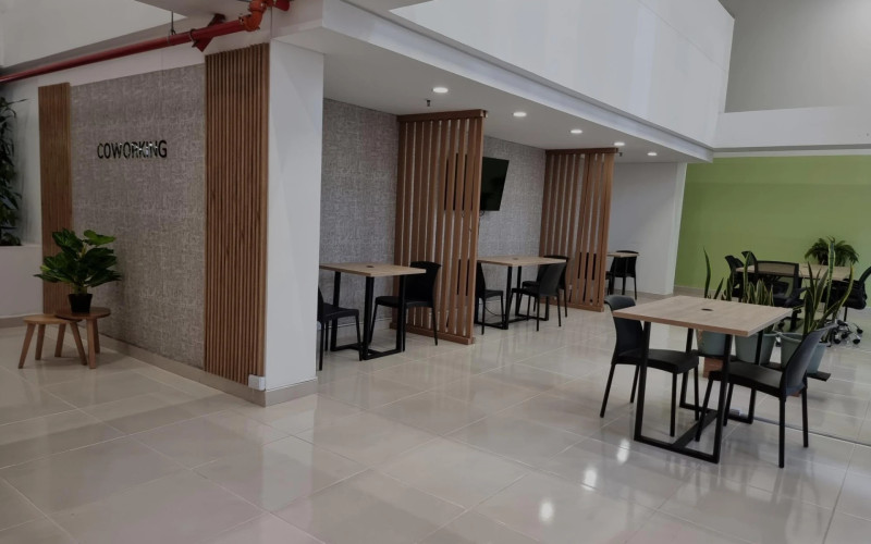 Apartamento en Envigado en Loma de los Mesa