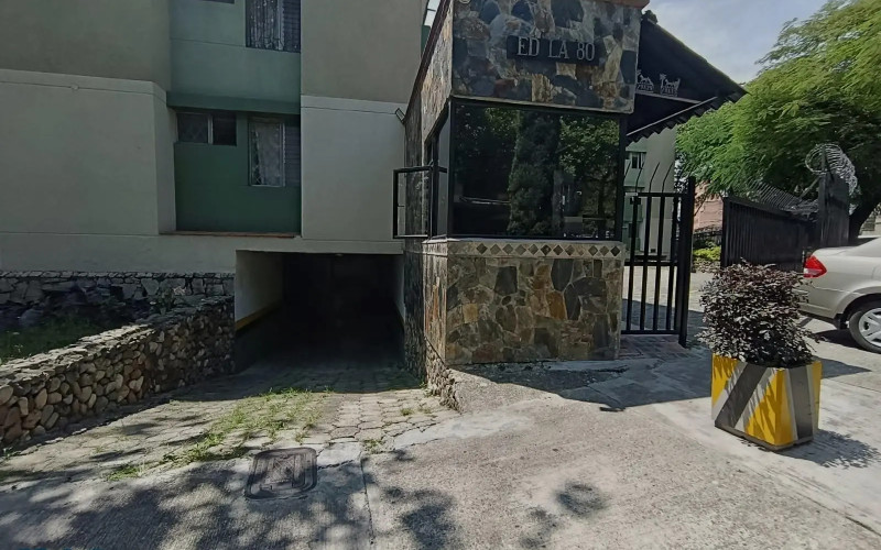 Apartamento en Medellín en Los Colores