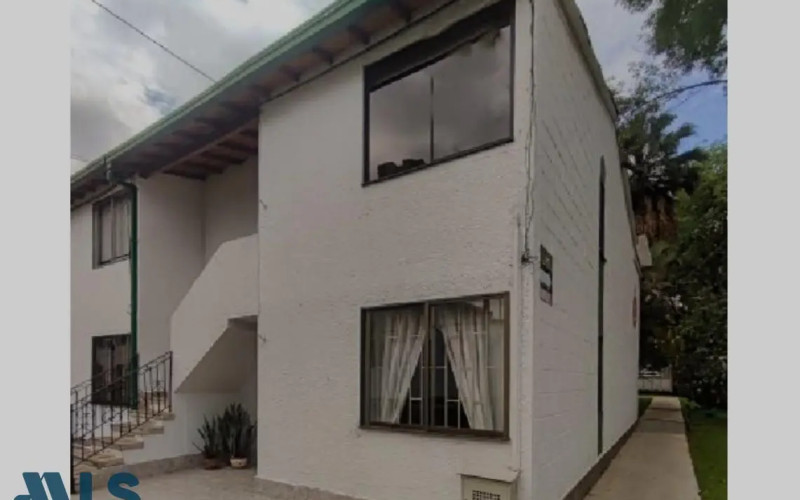 Casa en Sabaneta en La Barquereña