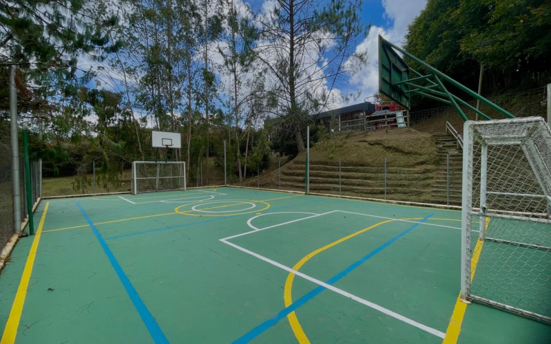Casa en Envigado en Alto del escobero (Envigado)