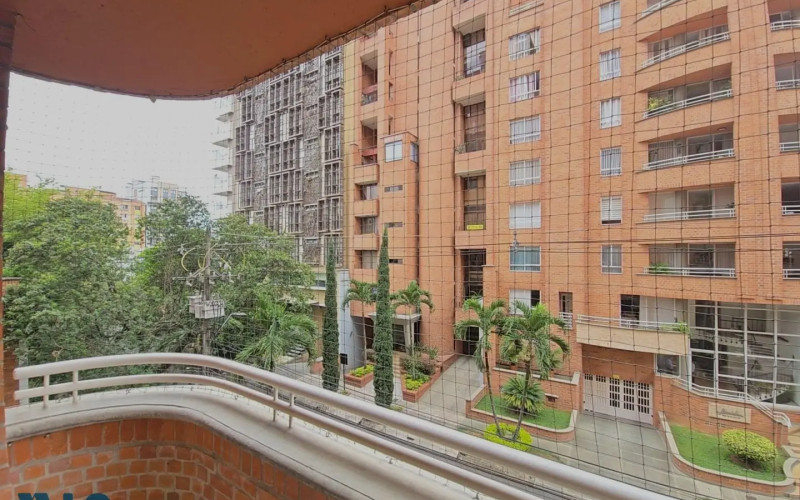 Apartamento en Medellín en Conquistadores