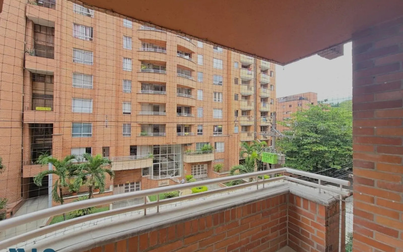 Apartamento en Medellín en Conquistadores